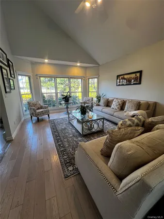 $7,500 | 6 Kara Court, Centereach, NY 11720