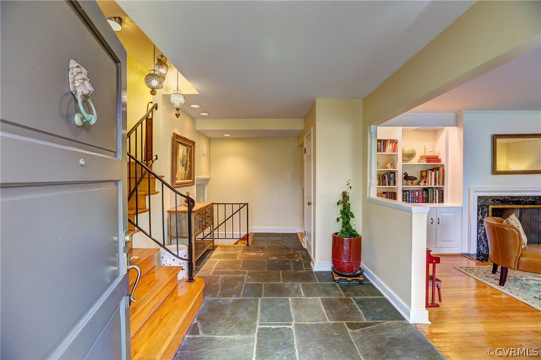 8233 Barningham Road Richmond, VA 23235 - Photo 6 of 42 Gallery Image 6
