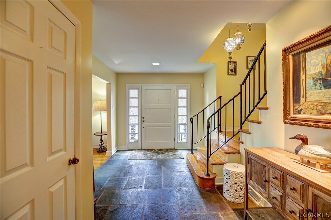 8233 Barningham Road Richmond, VA 23235 - Photo 7 of 42 Gallery Image 7
