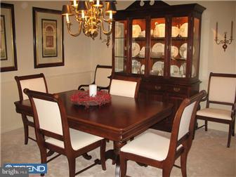 300 Valley Stream Lane Wayne, PA 19087 - Photo 2 of 12