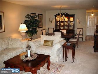 300 Valley Stream Lane Wayne, PA 19087 - Photo 3 of 12