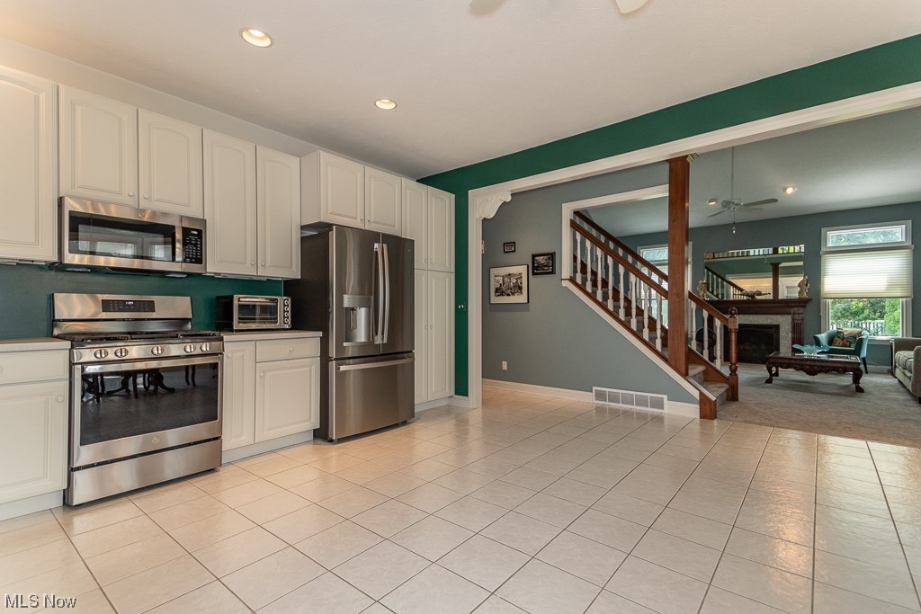 9661 Johnnycake Ridge Road Mentor, OH 44060 - Photo 5 of 31 Gallery Image 5