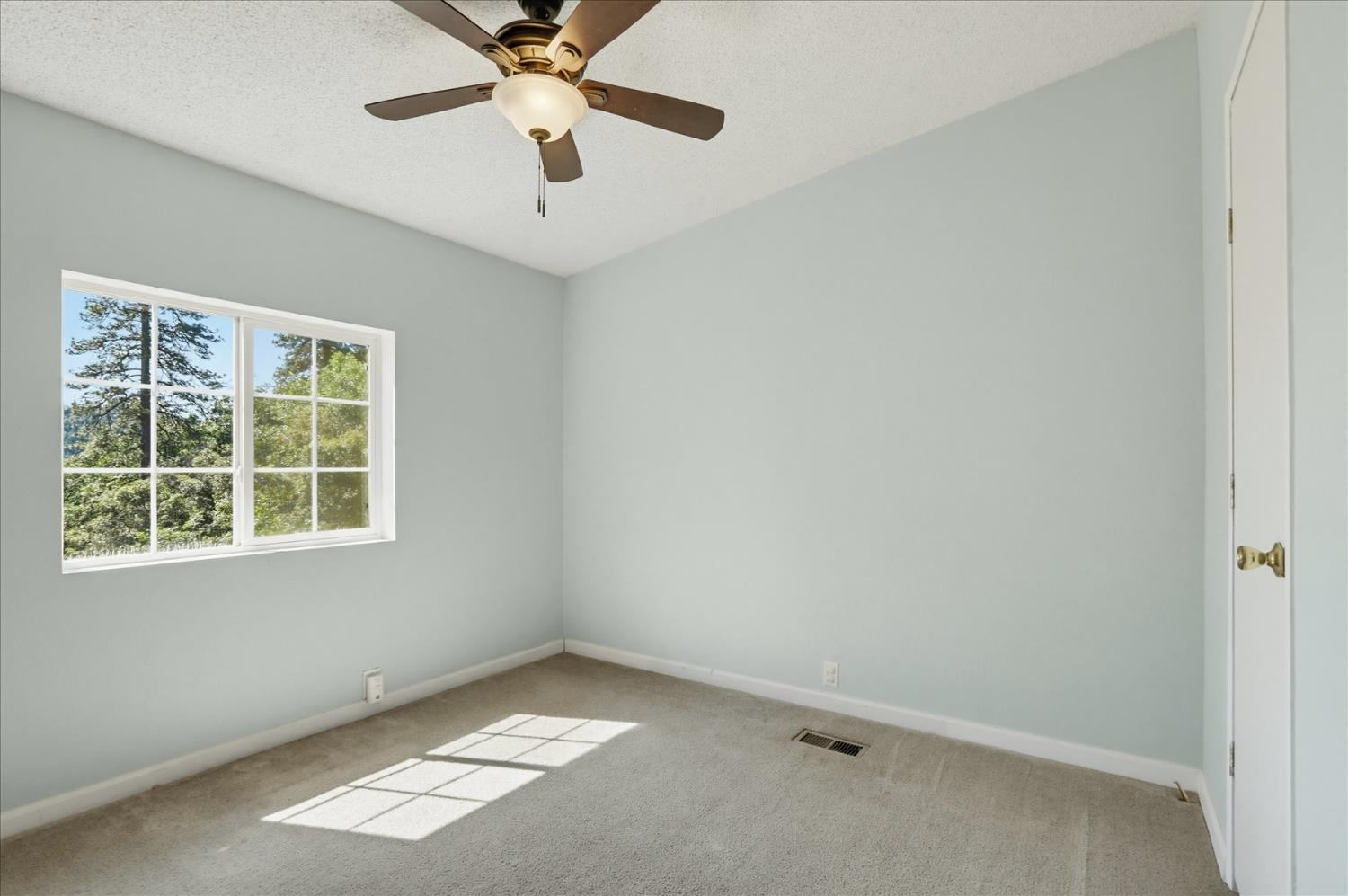 19953 Bear Ridge Road Grass Valley, CA 95949 - Photo 35 of 89