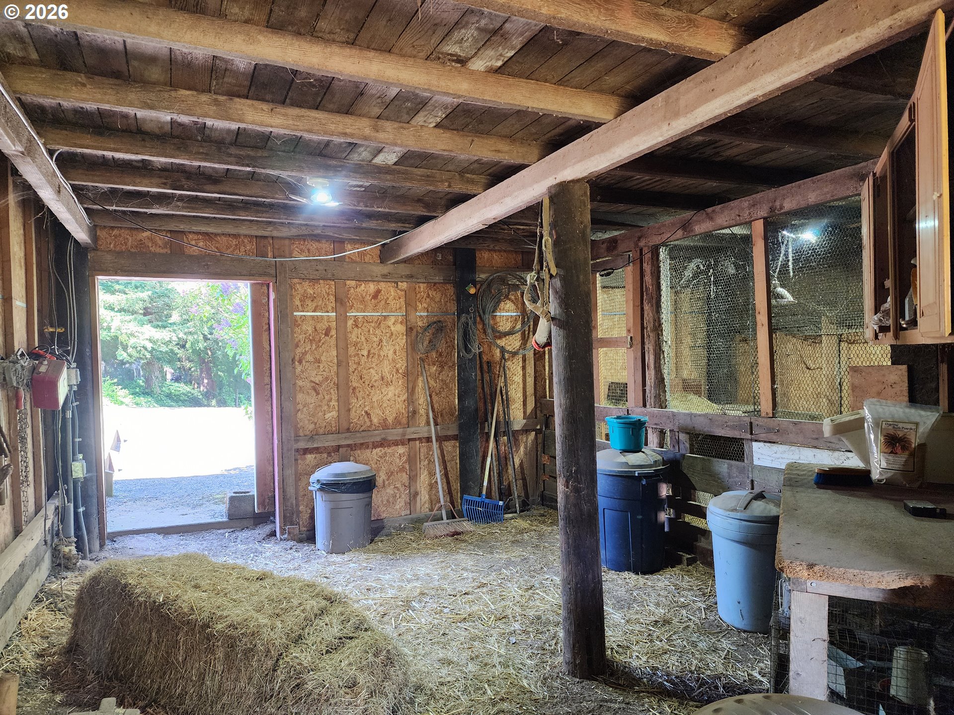 26383 South Meridian Road Aurora, OR 97002 - Photo 41 of 46 Barn