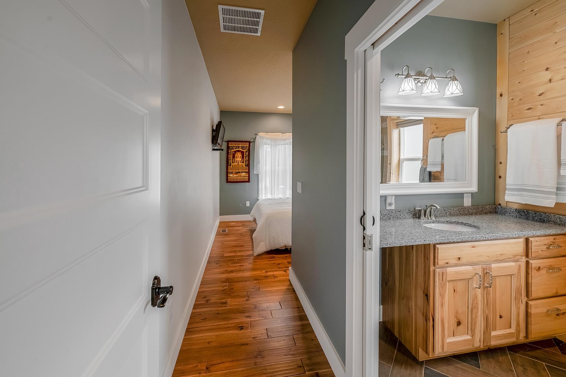 11902 East Thorpe Road Spokane, WA 99206 - Photo 17 of 36