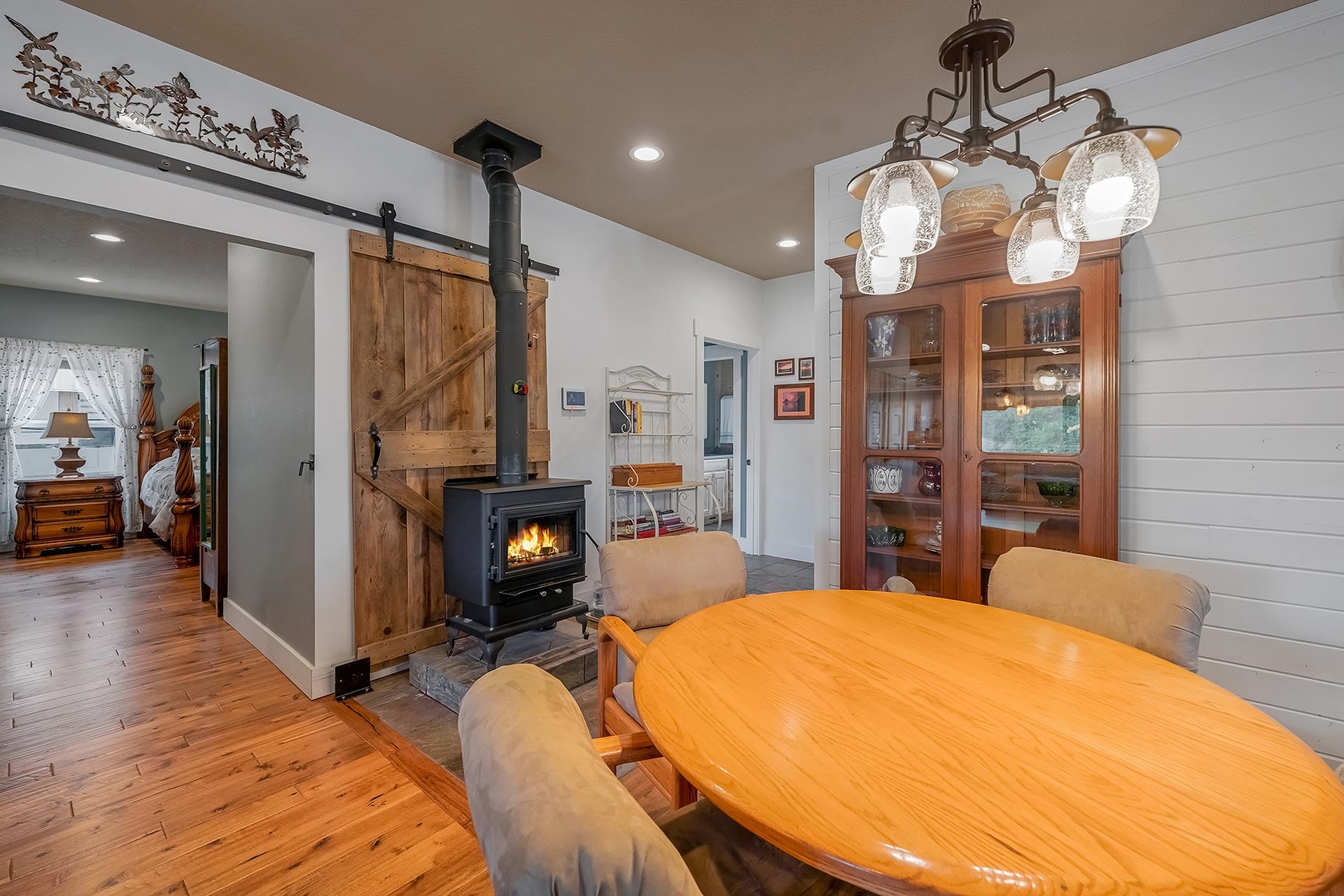 11902 East Thorpe Road Spokane, WA 99206 - Photo 5 of 36