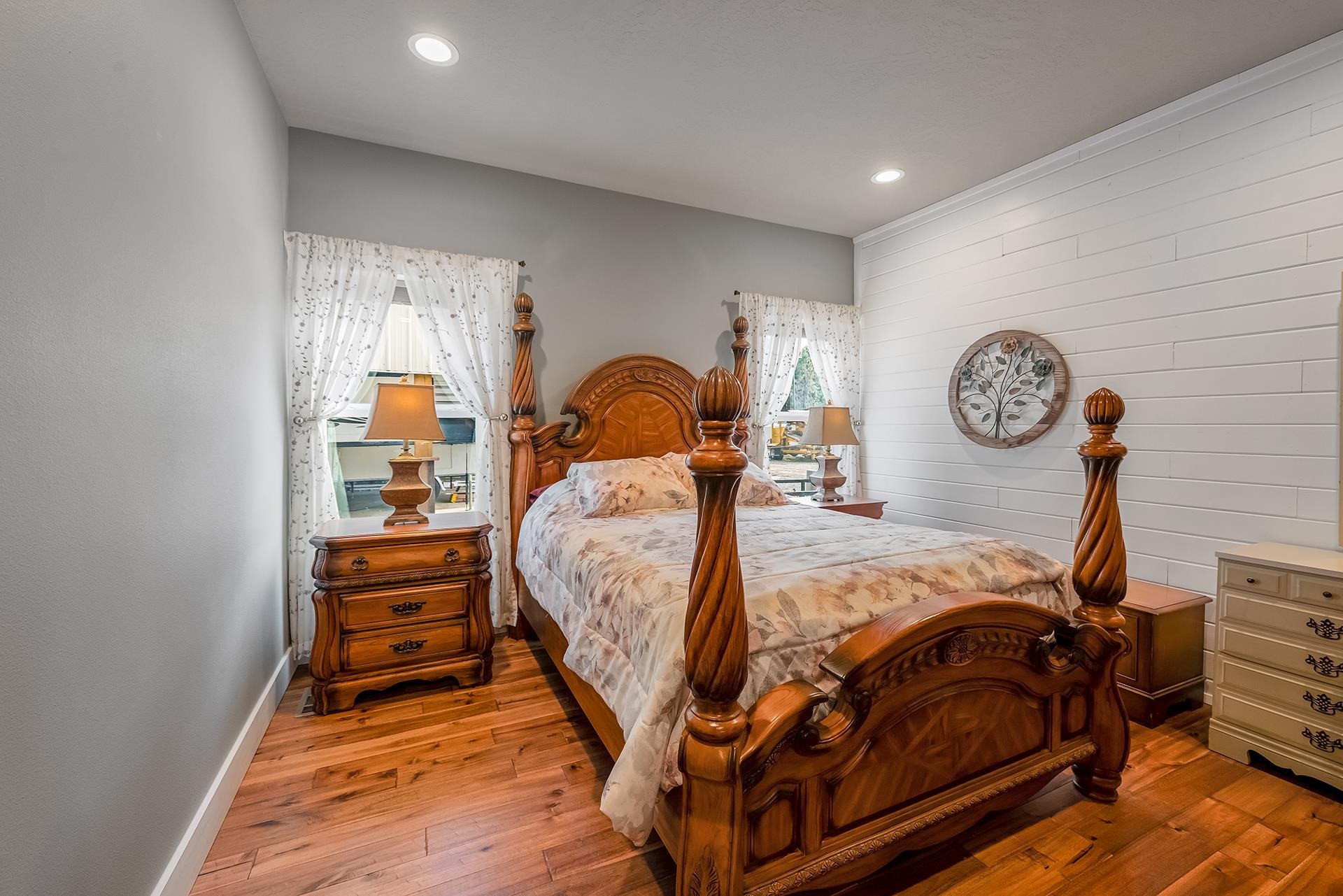 11902 East Thorpe Road Spokane, WA 99206 - Photo 10 of 36