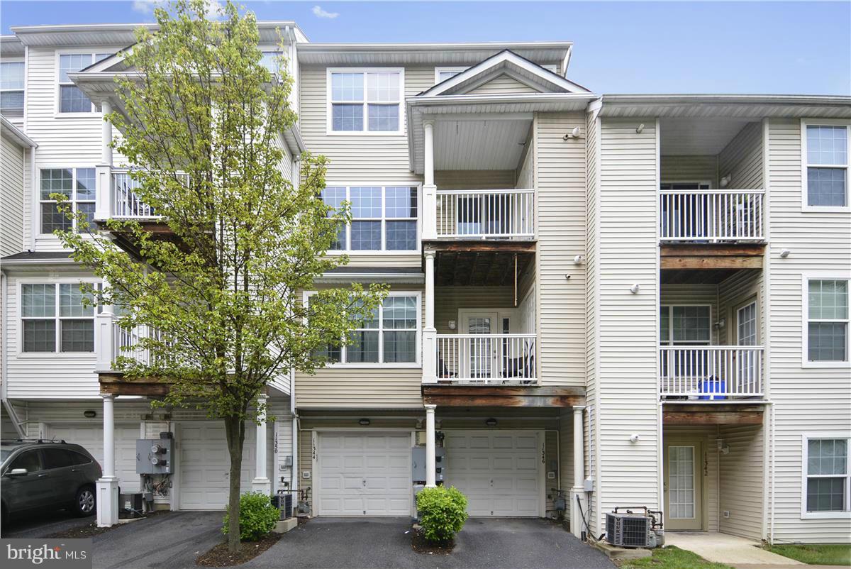 11344 King George Drive, Unit 5 Silver Spring, MD 20902 - Photo 7 of 30 a view of house with outdoor space