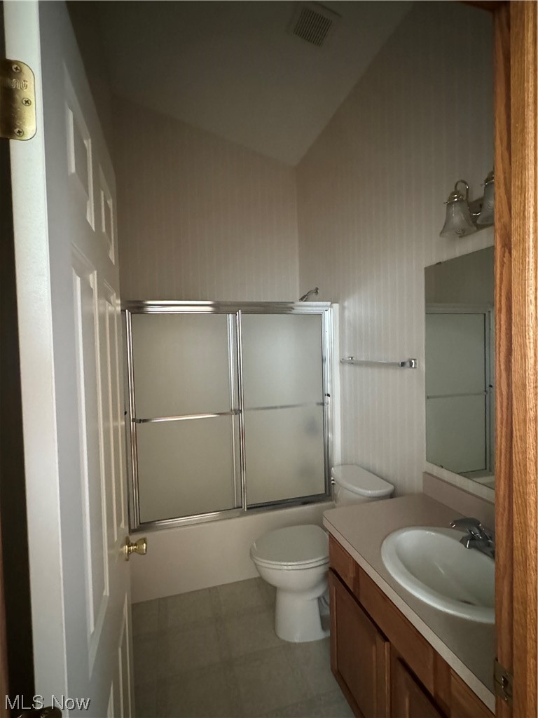 122 Chimney Ridge, Unit 49 Chardon, OH 44024 - Photo 17 of 33 Gallery Image 17