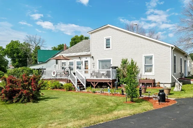 $359,000 | 423 East Alburgh Road, Alburgh, VT 05440