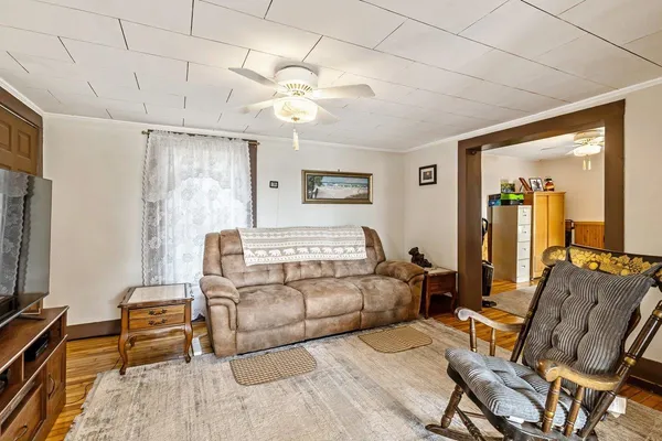 $339,900 | 423 East Alburgh Road, Alburgh, VT 05440