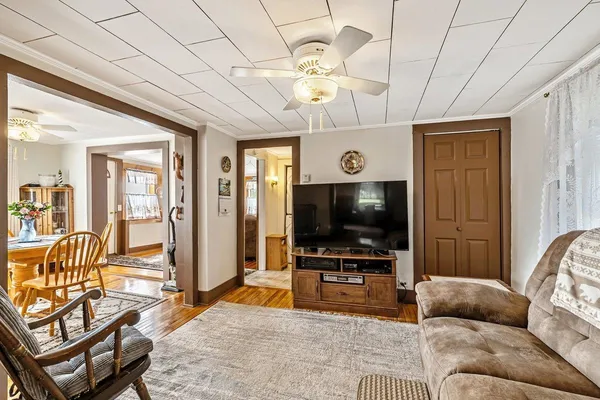 $339,900 | 423 East Alburgh Road, Alburgh, VT 05440