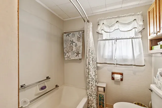 $359,000 | 423 East Alburgh Road, Alburgh, VT 05440