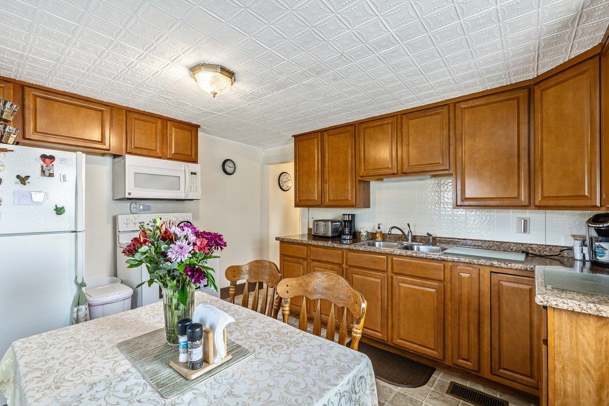 423 East Alburgh Road Alburgh, VT 05440 - Photo 28 of 42