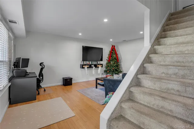 $549,000 | 37 Whalers Cove Drive, Unit 37, Babylon, NY 11702