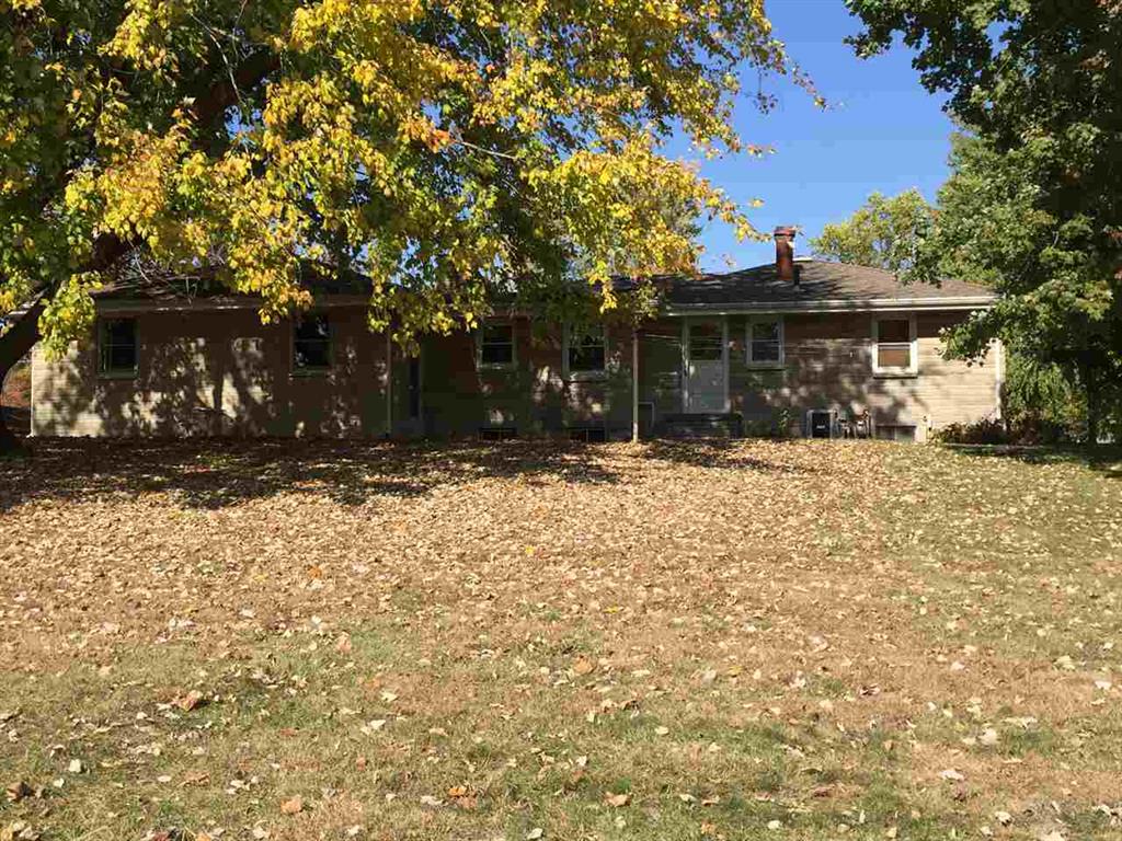 640 East Redding Road Seymour, IN 47274 - Photo 2 of 9