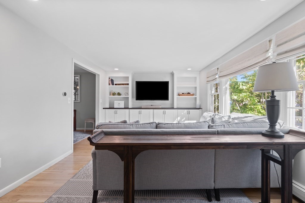6 Langdon Road Natick, MA 01760 - Photo 8 of 31 Gallery Image 8