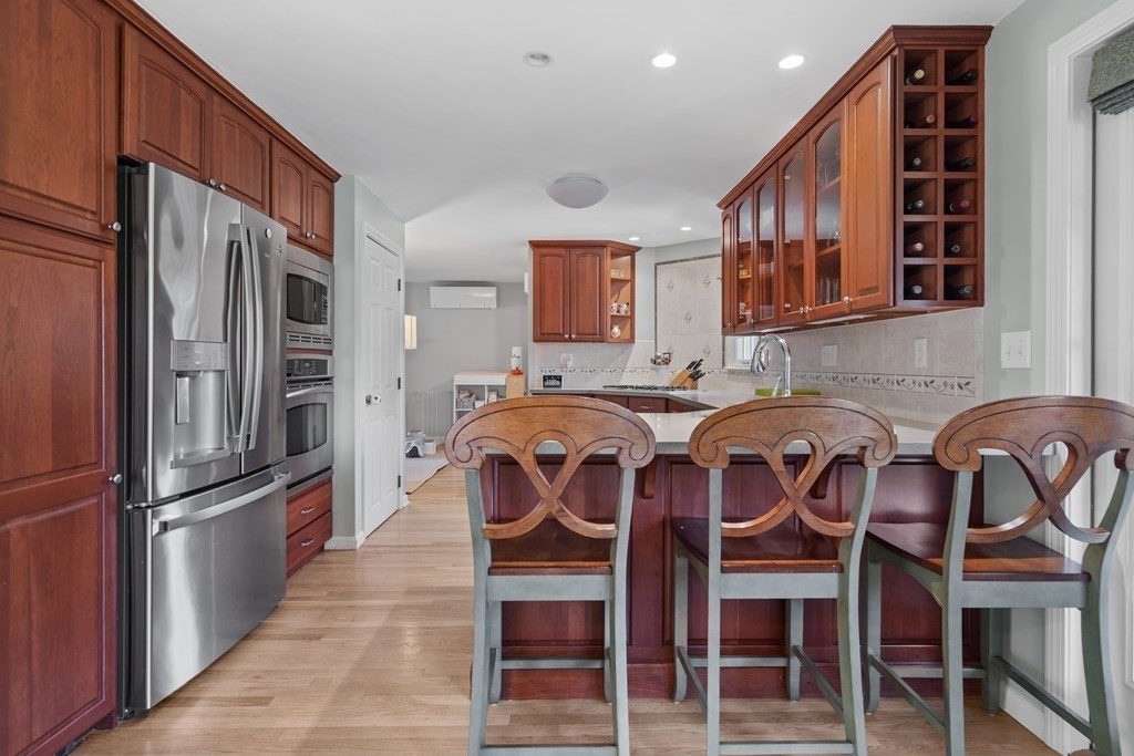 6 Langdon Road Natick, MA 01760 - Photo 10 of 31 Gallery Image 10