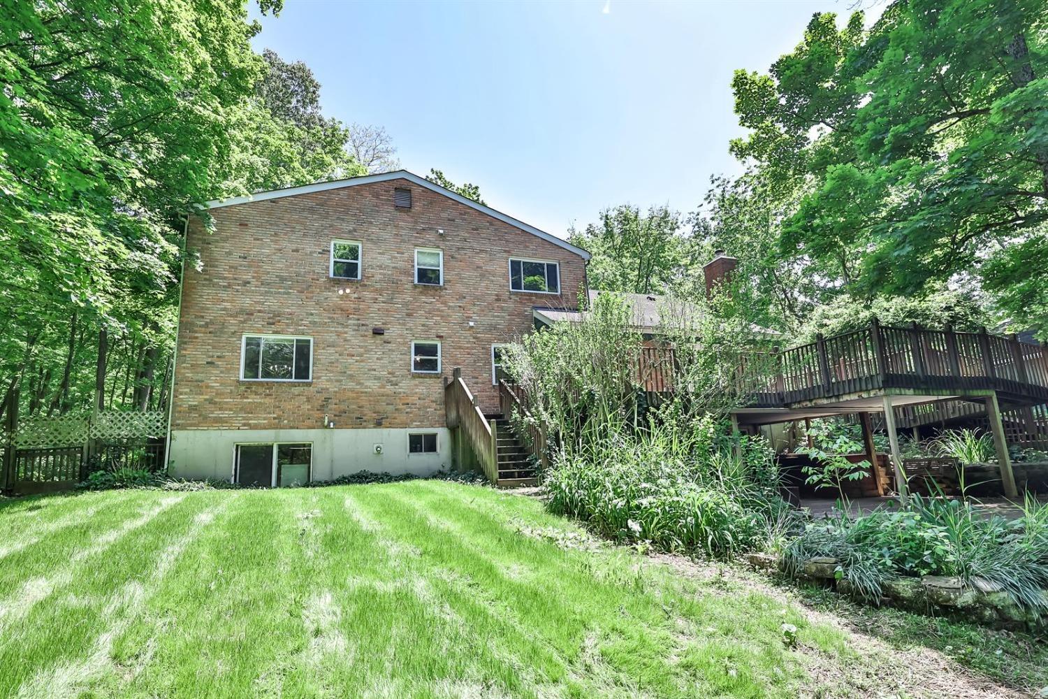 7339 Drake Road Cincinnati, OH 45243 - Photo 15 of 50