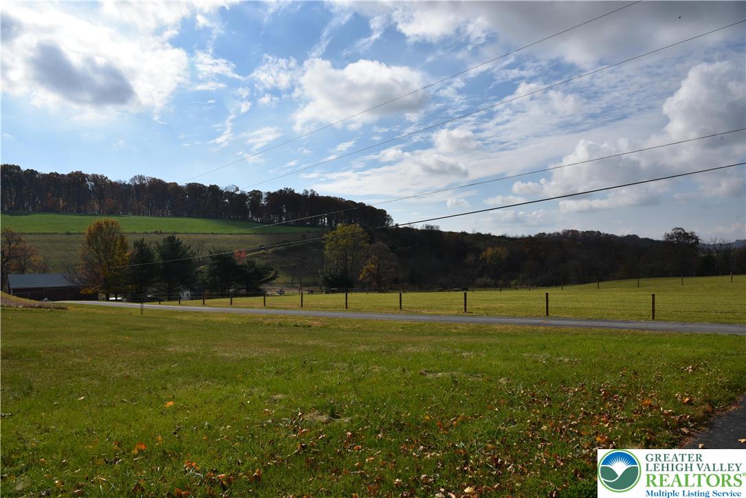 238 Grim Road Kutztown, PA 19530 - Photo 25 of 27 a view of outdoor space with mountain view