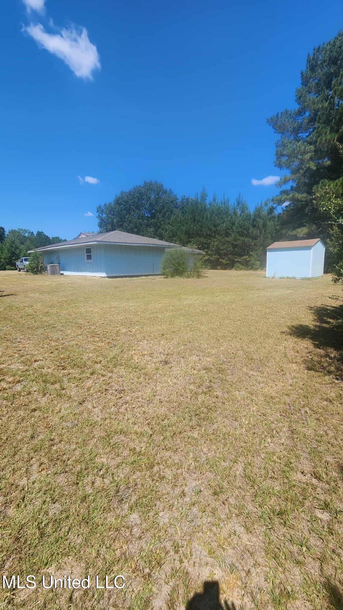 45 Ladner Drive Lumberton, MS 39455 - Photo 4 of 33 329eb228-91b1-443f-878e-9c27cc2aa76b