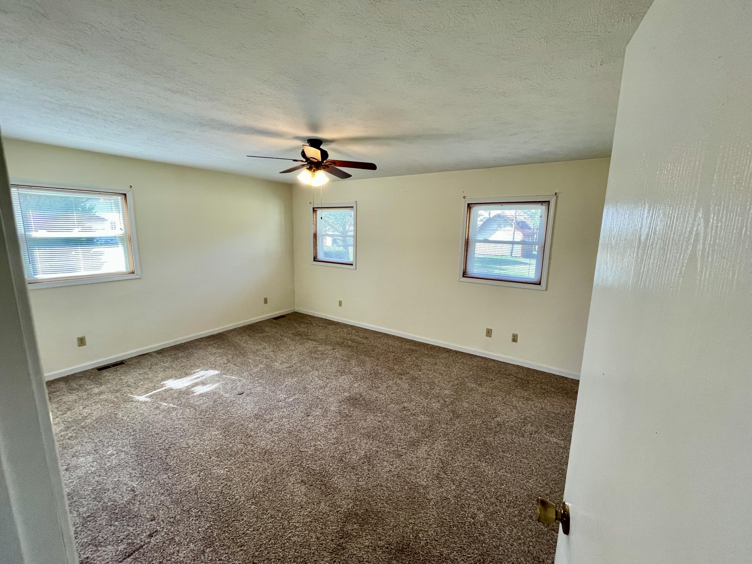 1400 Kiser Lake Road St. Paris, OH 43072 - Photo 14 of 19