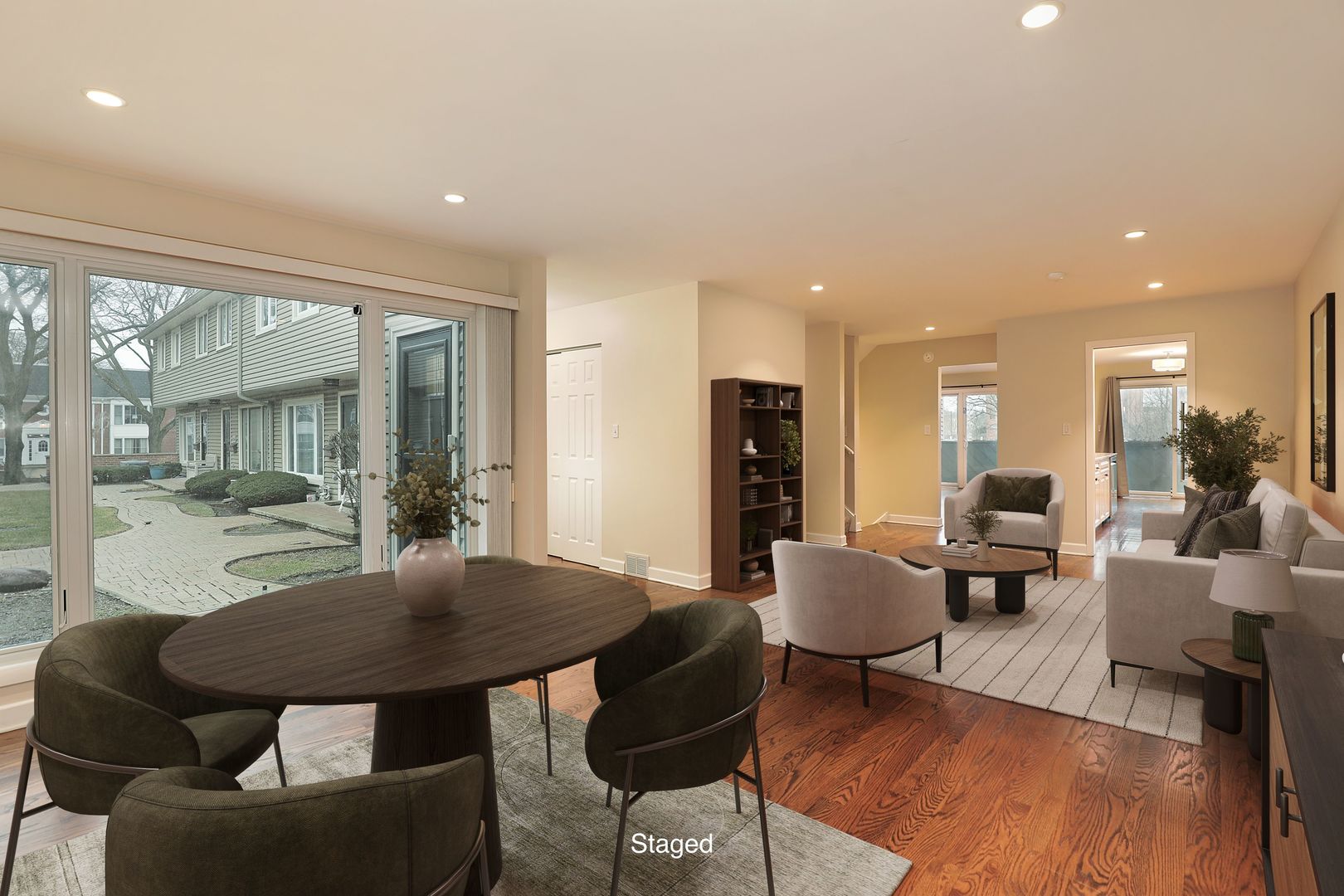 1150 Meadow Road Northbrook, IL 60062 - Photo 3 of 17 Gallery Image 3