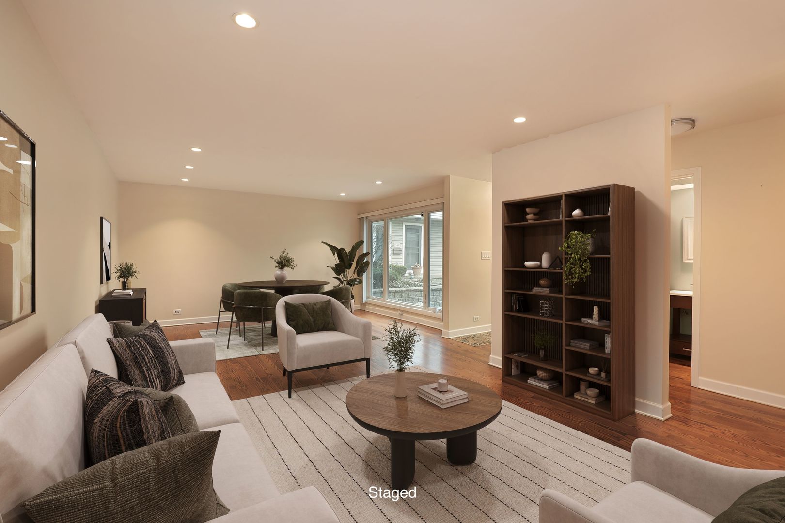 1150 Meadow Road Northbrook, IL 60062 - Photo 5 of 17 Gallery Image 5
