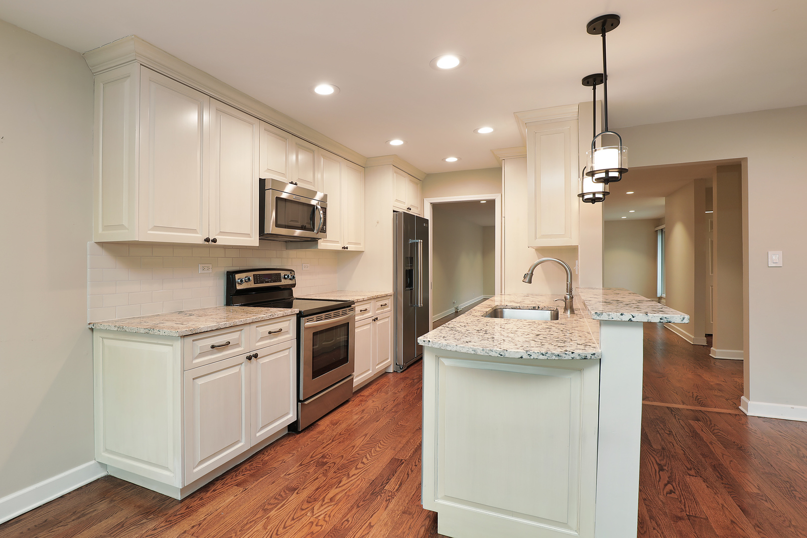 1150 Meadow Road Northbrook, IL 60062 - Photo 10 of 17 Gallery Image 10