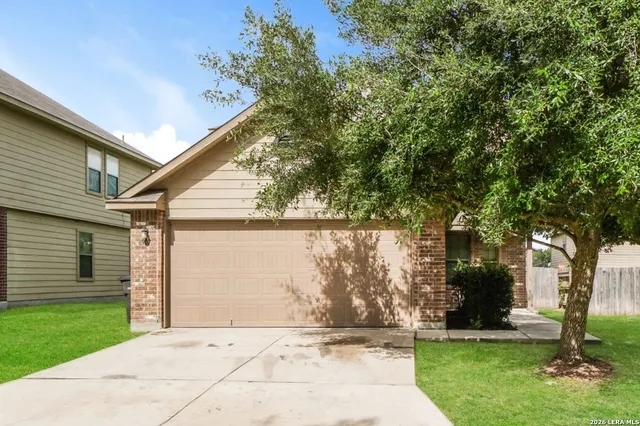 $1,630 | 8907 Bonnie Butler, San Antonio, TX 78221