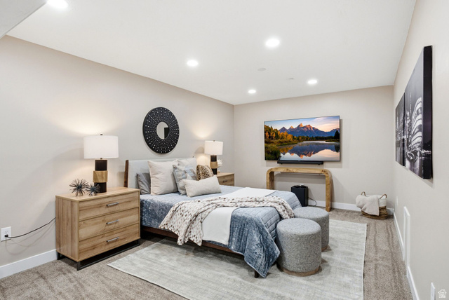 3355 Santa Fe Road Park City, UT 84098 - Photo 20 of 45 Spacious room featuring neutral wall tones, recessed lighting, and carpet flooring
