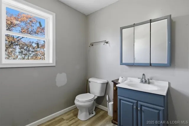 $355,000 | 3 Leisure Road, Eldon, MO 65026