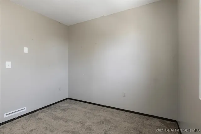 $355,000 | 3 Leisure Road, Eldon, MO 65026