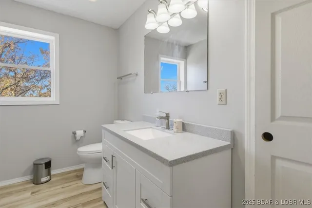 $355,000 | 3 Leisure Road, Eldon, MO 65026