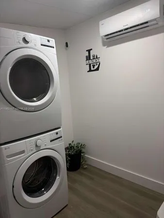 $1,195,000 | 1851-1853 Northwest 22nd Place, Miami, FL 33125