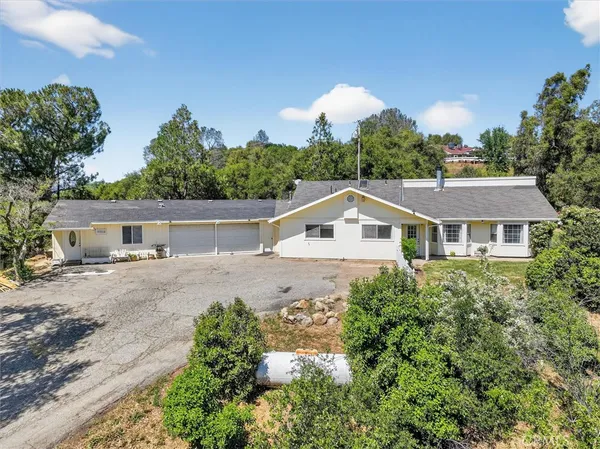 $549,000 | 46535 Eastwood Drive North, Oakhurst, CA 93644