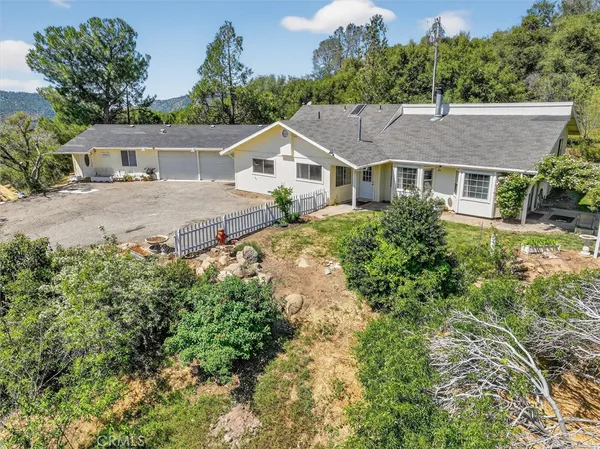 $549,000 | 46535 Eastwood Drive North, Oakhurst, CA 93644