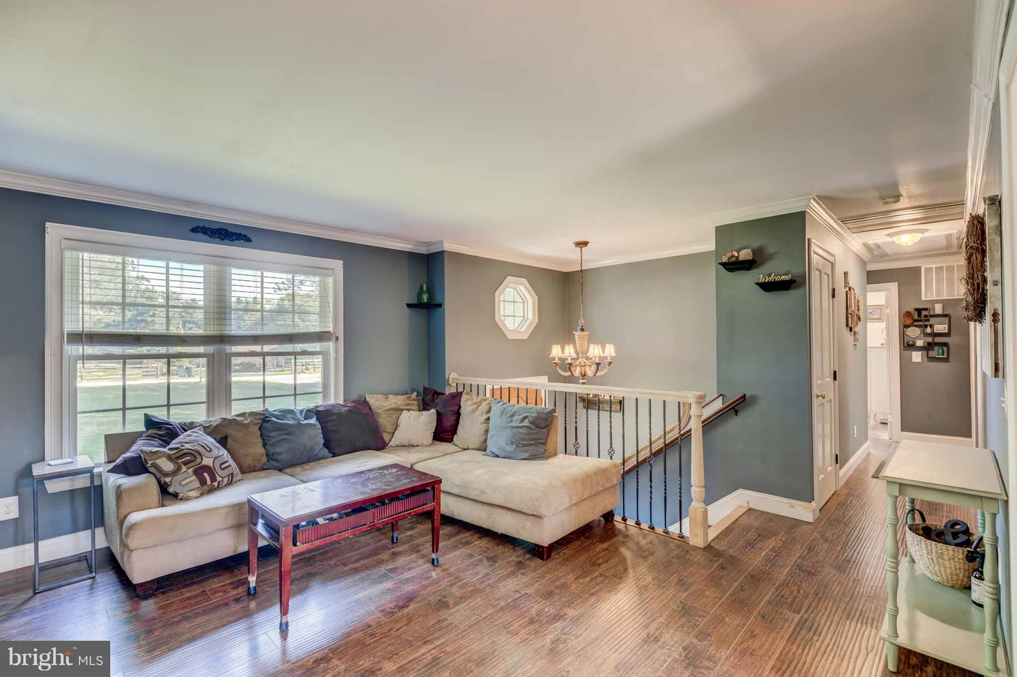 711 Rolling Ridge Drive Westminster, MD 21157 - Photo 15 of 29 Living Room