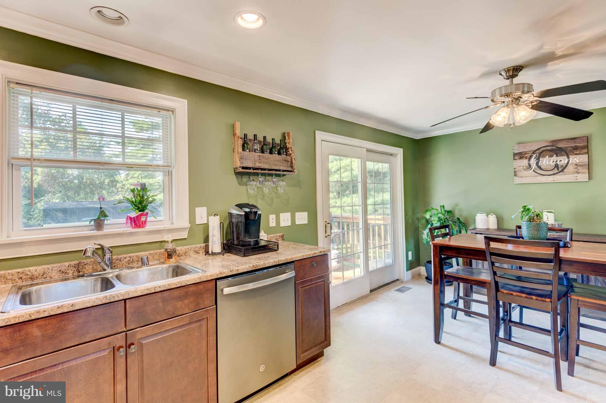 711 Rolling Ridge Drive Westminster, MD 21157 - Photo 21 of 29 Kitchen