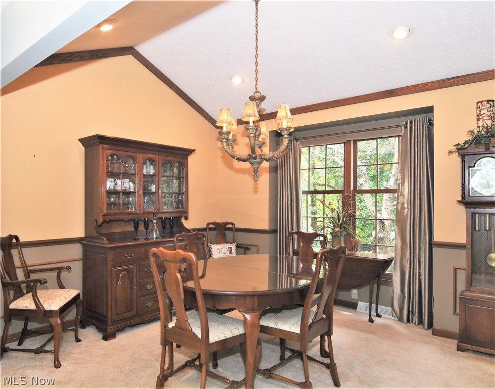 285 Wyant Road Akron, OH 44313 - Photo 5 of 35