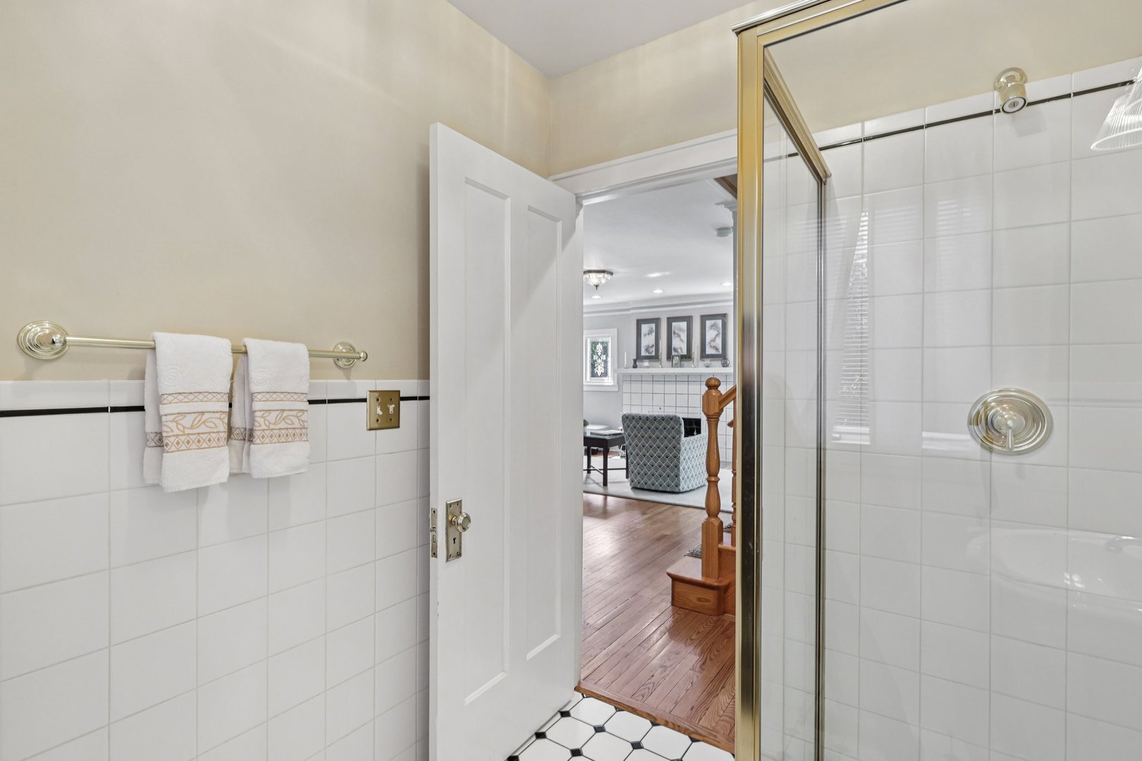 1531 Lincoln Street Evanston, IL 60201 - Photo 15 of 53