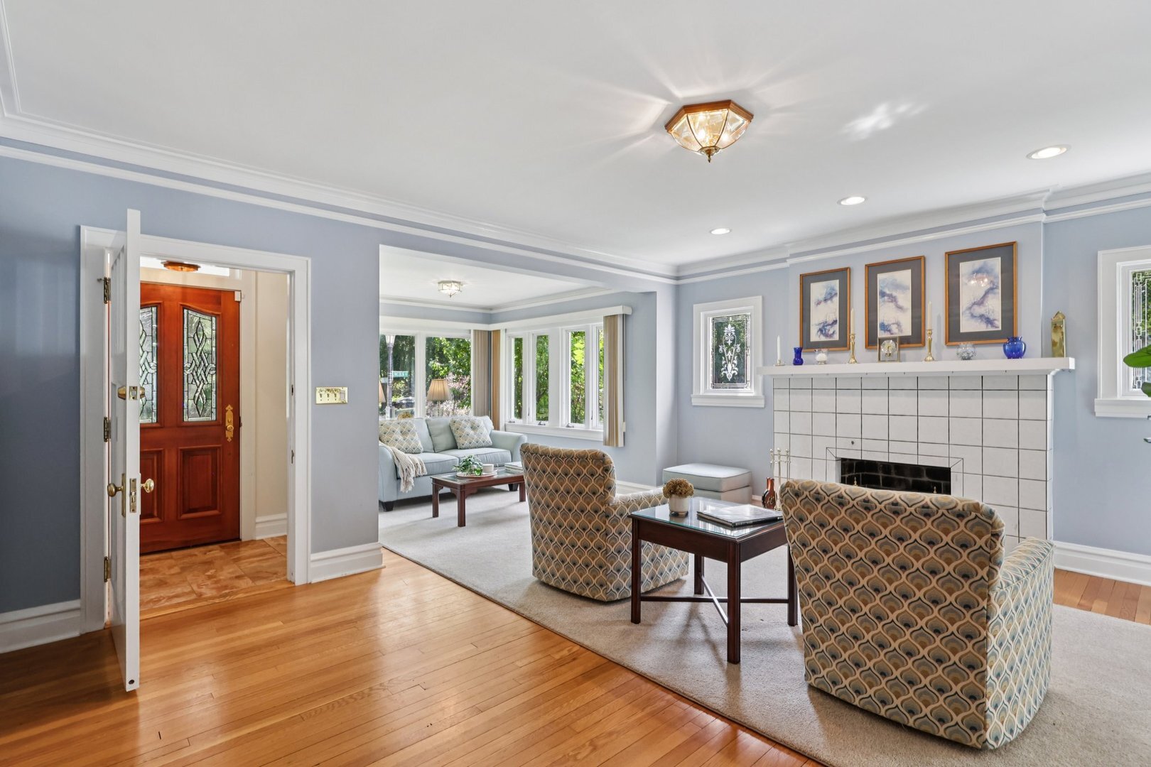 1531 Lincoln Street Evanston, IL 60201 - Photo 4 of 53