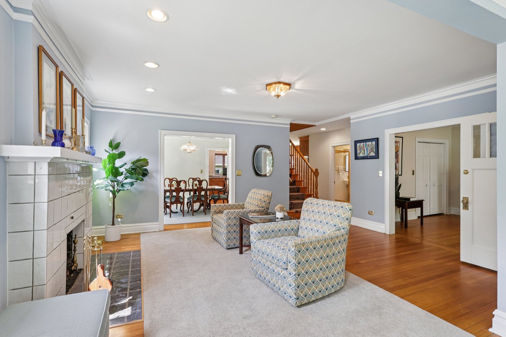 1531 Lincoln Street Evanston, IL 60201 - Photo 7 of 53