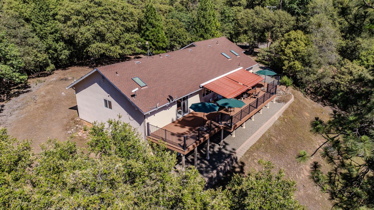 18299 West Clinton Road Jackson, CA 95642 - Photo 49 of 56 an aerial view of house with yard and mountain view in back