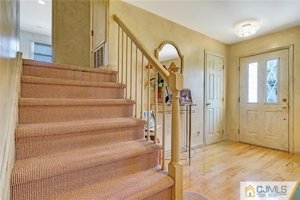 10 Winton Road East Brunswick, NJ 08816 - Photo 11 of 25 Gallery Image 11