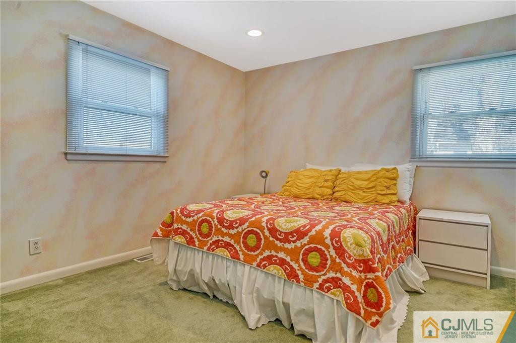 10 Winton Road East Brunswick, NJ 08816 - Photo 15 of 25 Gallery Image 15
