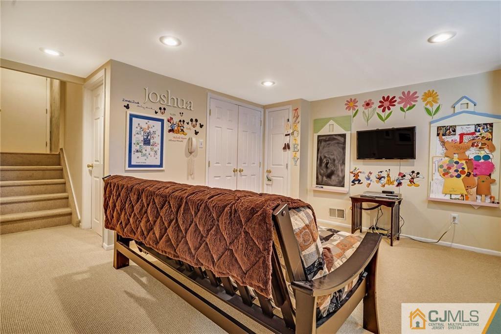 10 Winton Road East Brunswick, NJ 08816 - Photo 17 of 25 Gallery Image 17