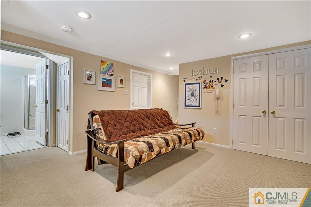 10 Winton Road East Brunswick, NJ 08816 - Photo 19 of 25 Gallery Image 19