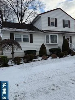 $499,000 | 300 John Ochs Drive, Saddle Brook, NJ 07663