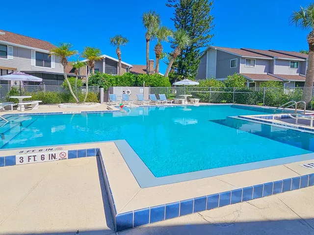 a view of an outdoor space